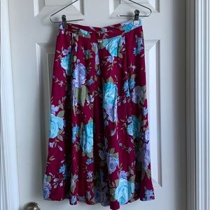Vintage Floral midi skirt!